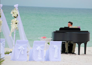 Live Piano player for Beach Weddings on Anna Maria Island in Florida