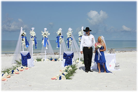 Heiraten in Florida am Strand von Anna Maria Island 